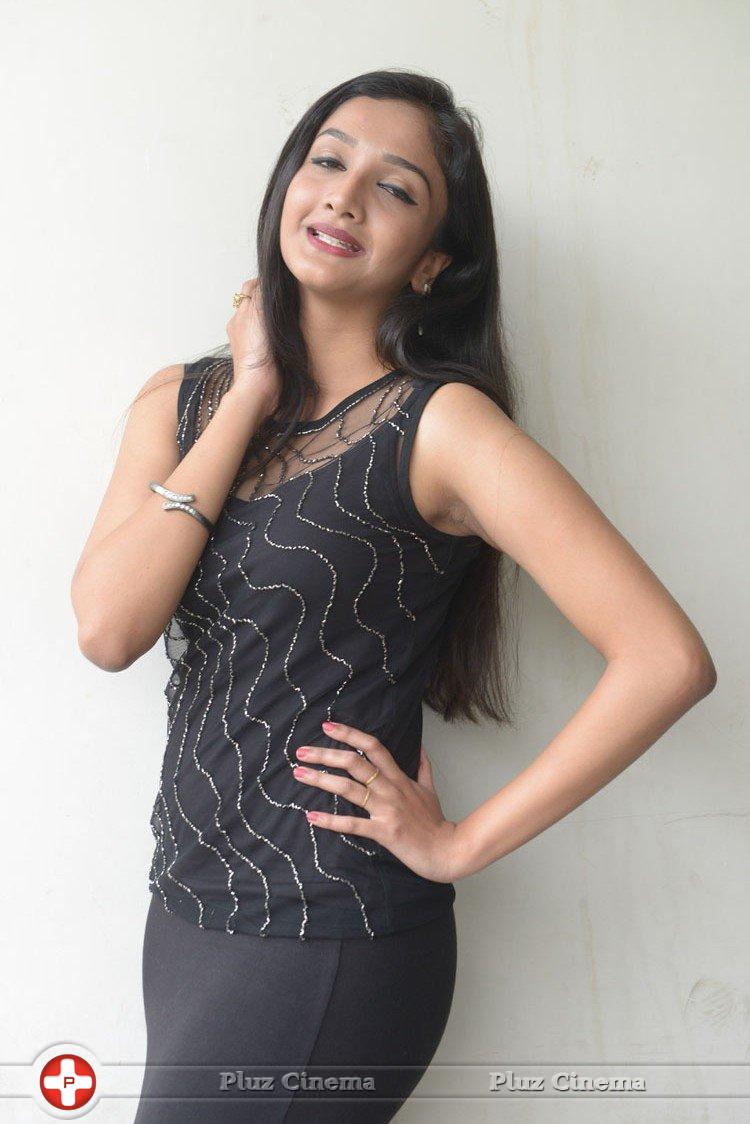 Swasthi at Kings Movie Press Meet Stills | Picture 1209859