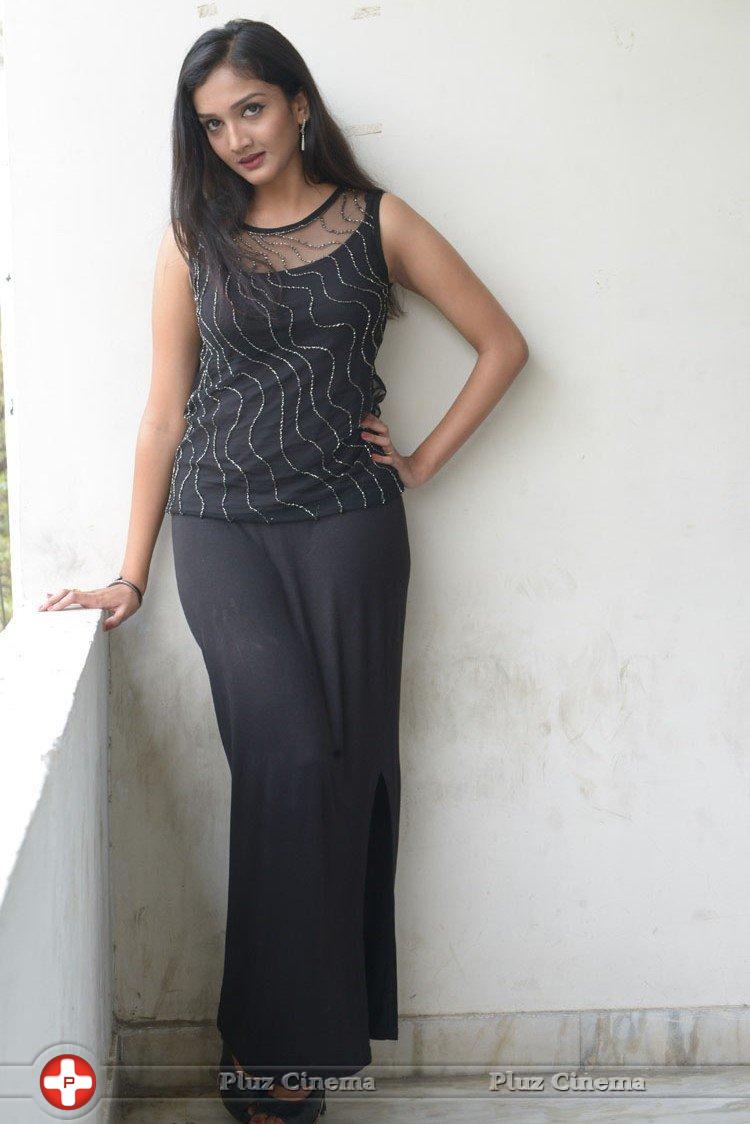 Swasthi at Kings Movie Press Meet Stills | Picture 1209866