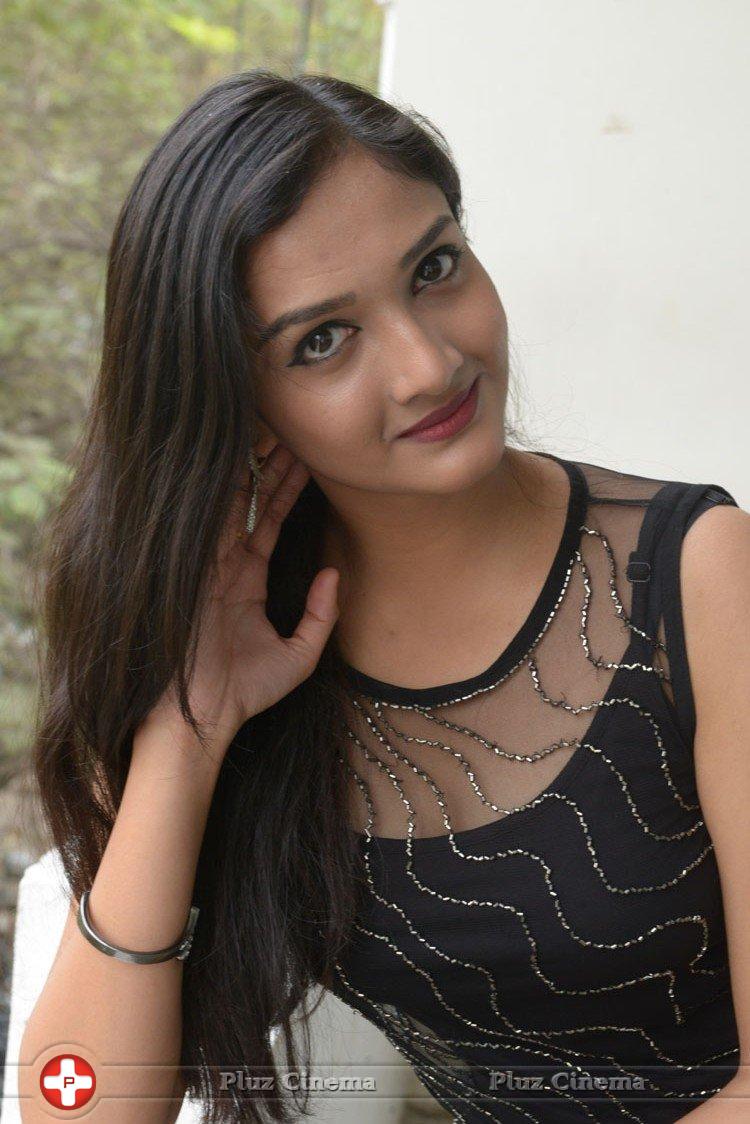 Swasthi at Kings Movie Press Meet Stills | Picture 1209875