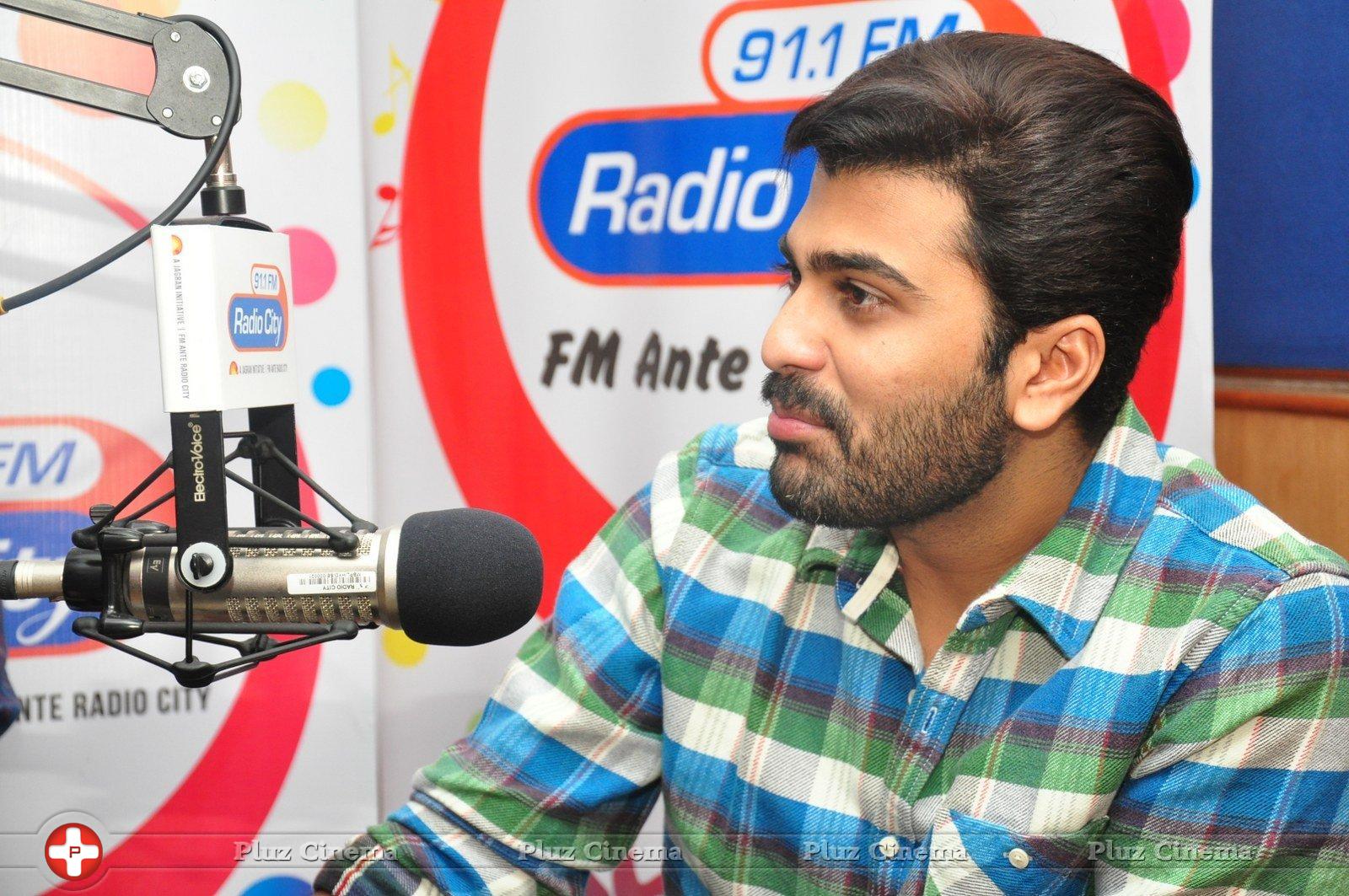 Express Raja Movie Team at Radio City Stills | Picture 1210887