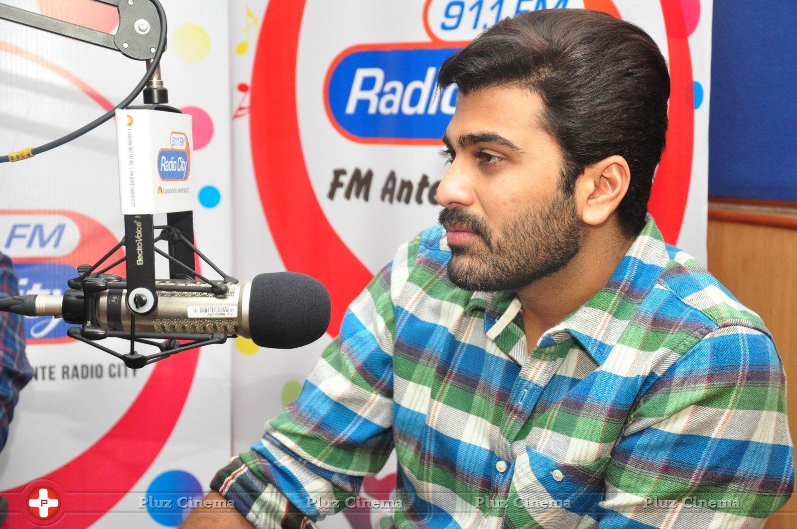 Express Raja Movie Team at Radio City Stills | Picture 1210888