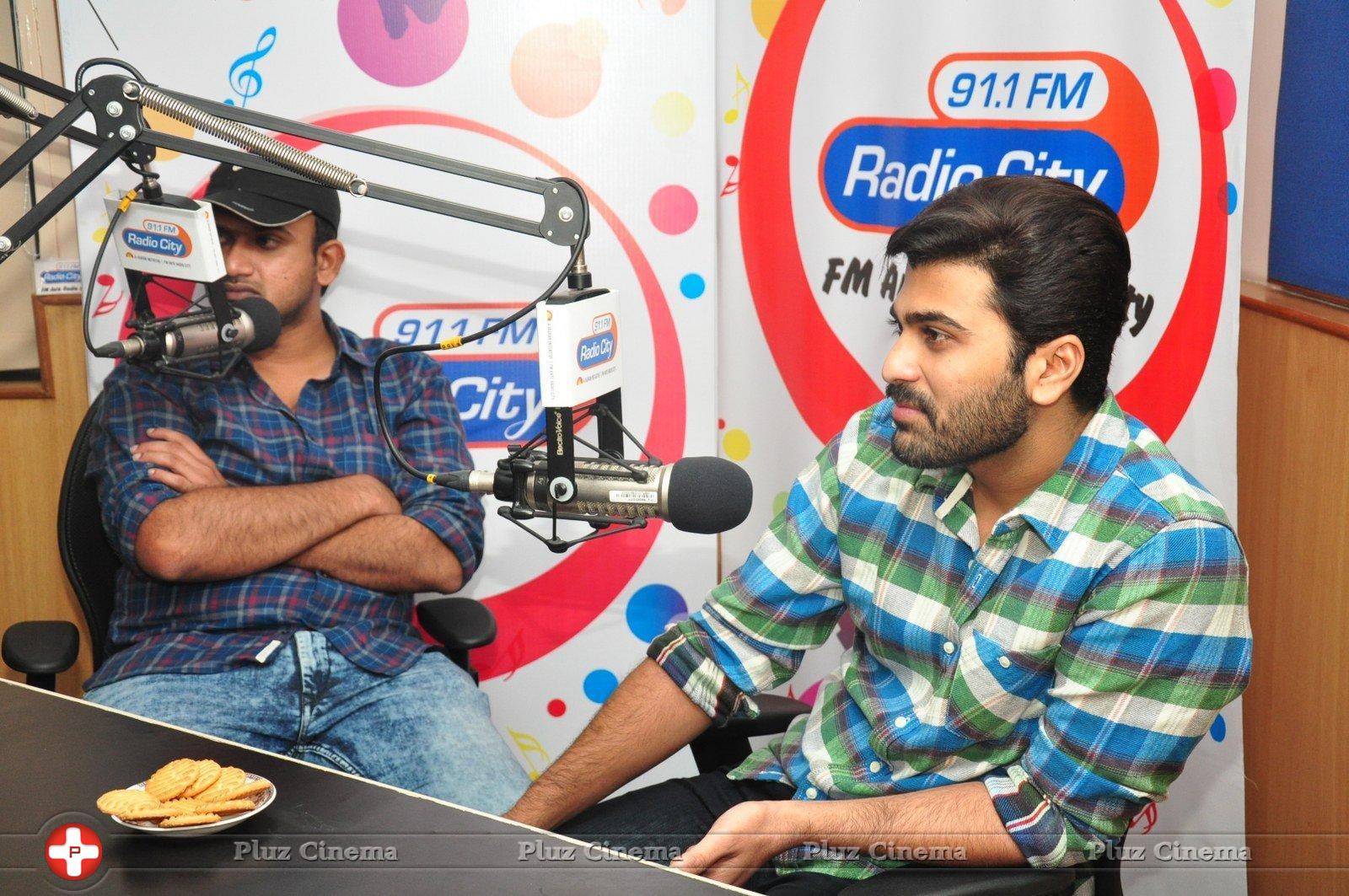 Express Raja Movie Team at Radio City Stills | Picture 1210893