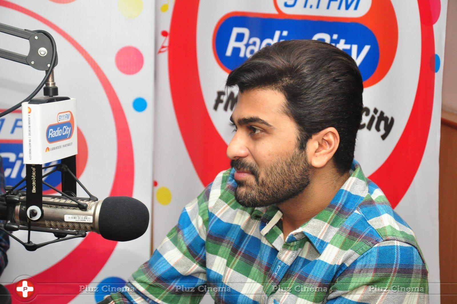 Express Raja Movie Team at Radio City Stills | Picture 1210895