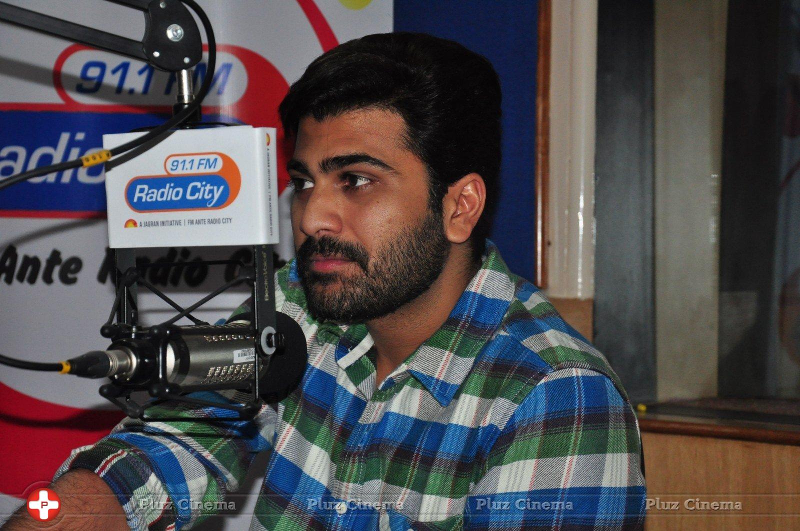 Express Raja Movie Team at Radio City Stills | Picture 1210946