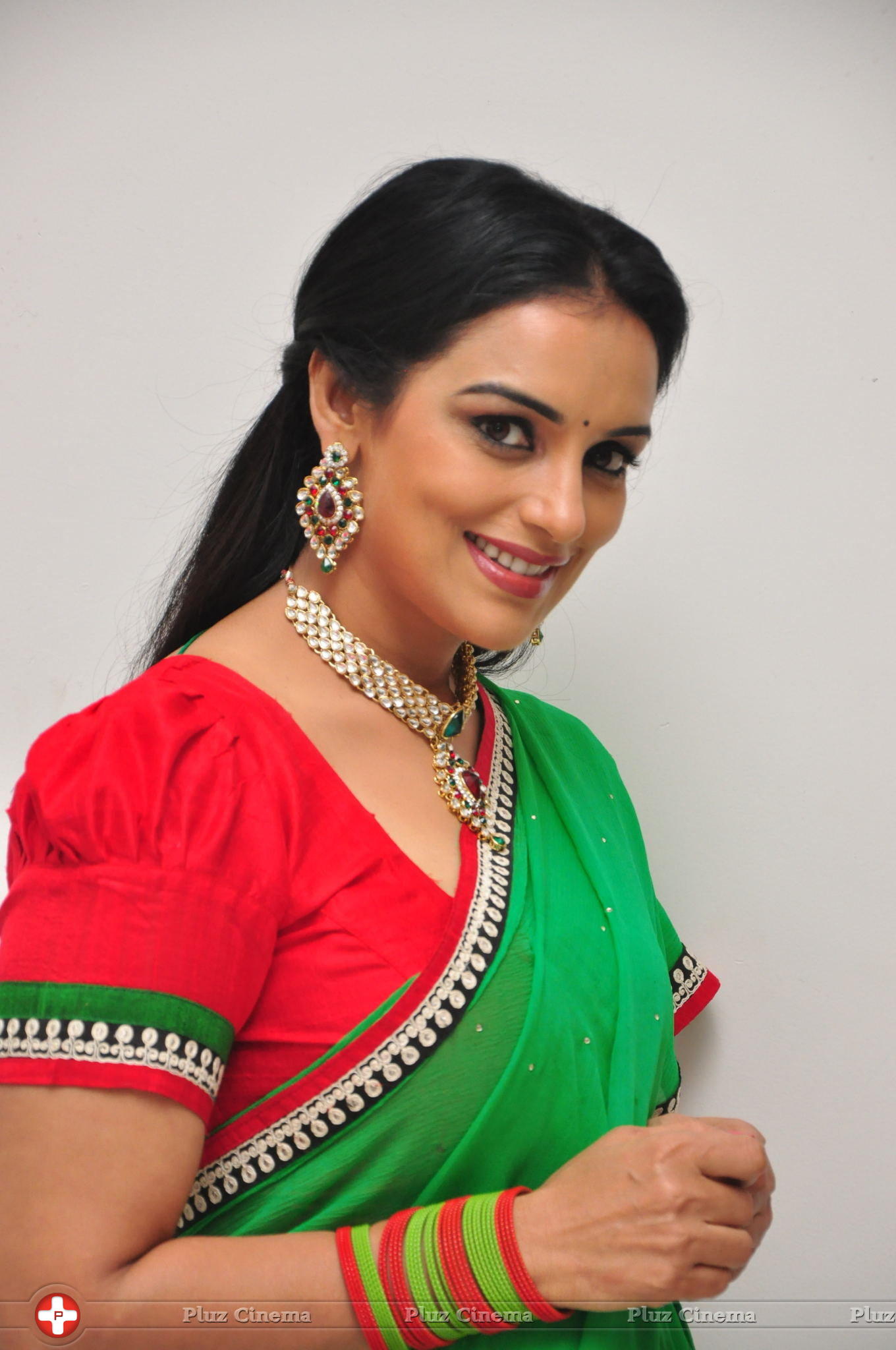 Shweta Menon at She Movie On Location Press Meet Photos | Picture 1213415