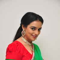 Shweta Menon at She Movie On Location Press Meet Photos | Picture 1213417