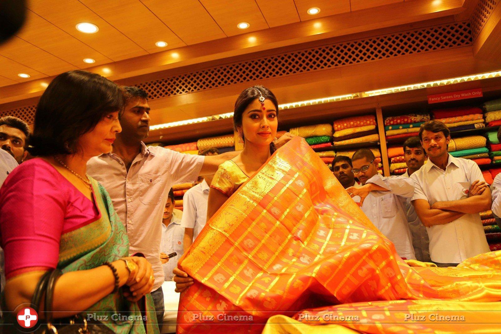 Shriya Launches VRK Silks Showroom Stills | Picture 1214542