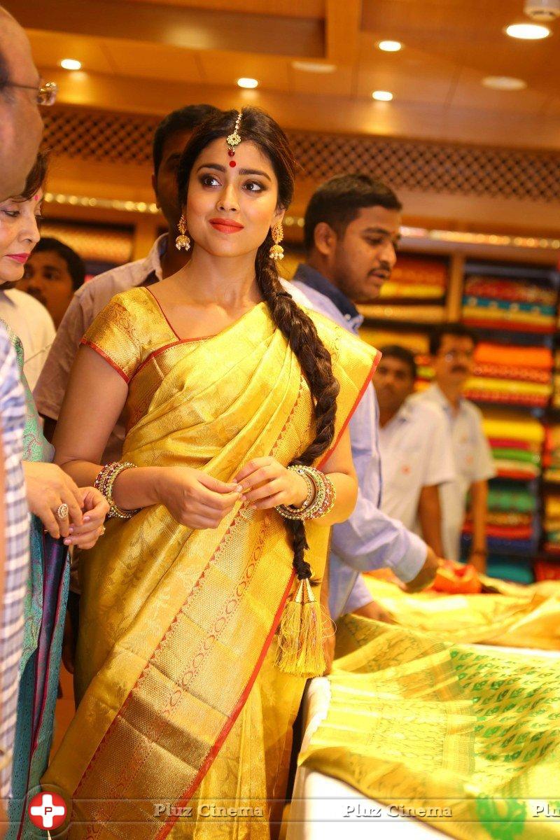 Shriya Launches VRK Silks Showroom Stills | Picture 1214543