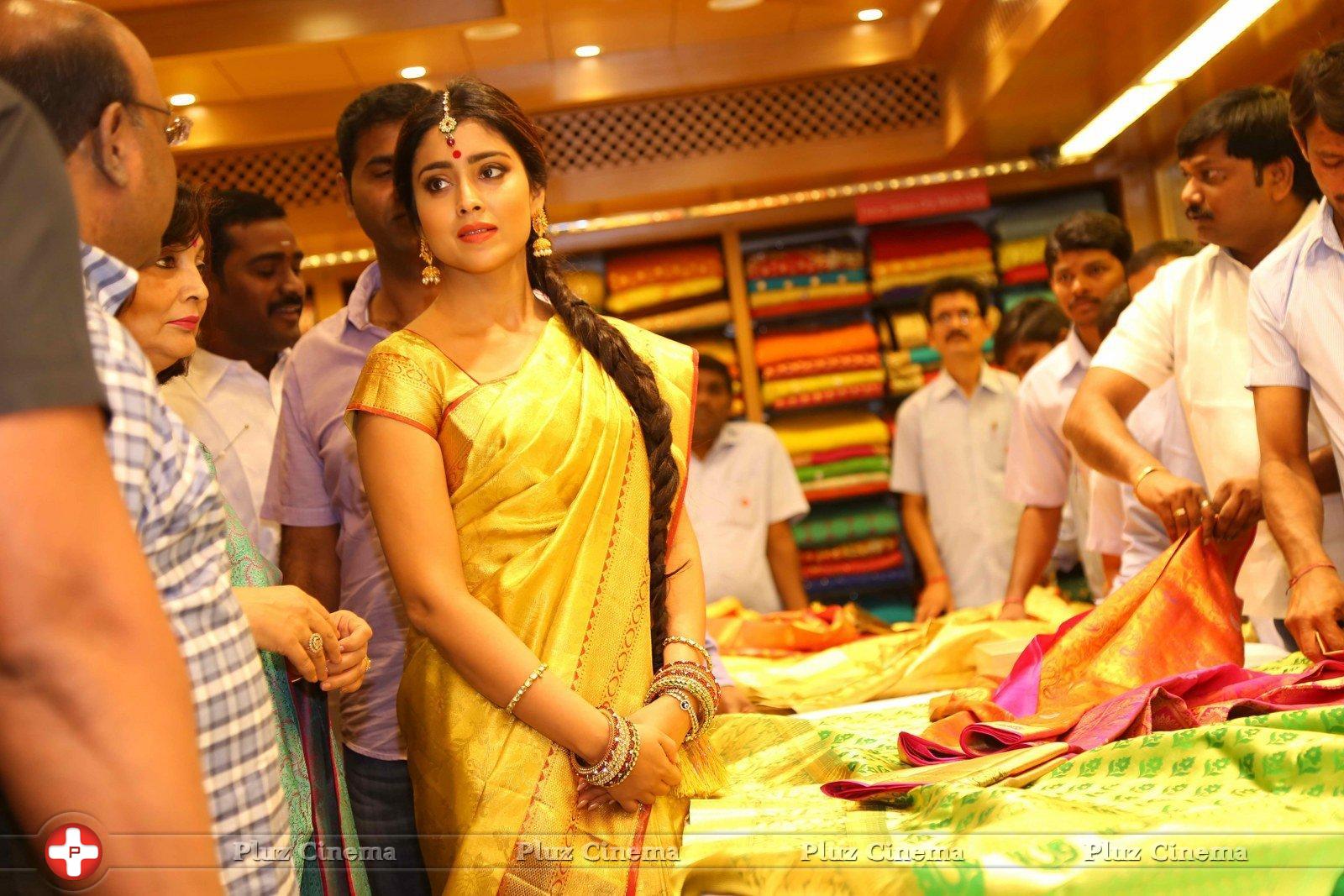 Shriya Launches VRK Silks Showroom Stills | Picture 1214544