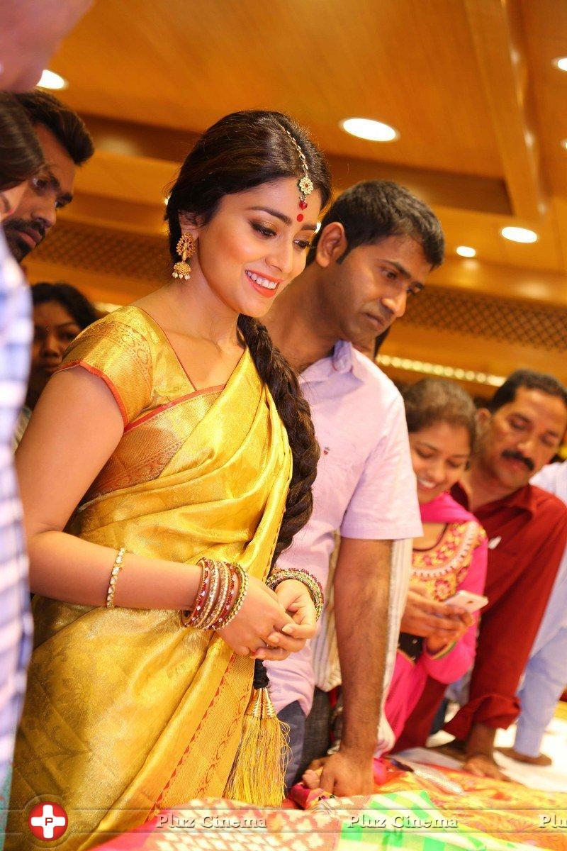 Shriya Launches VRK Silks Showroom Stills | Picture 1214554