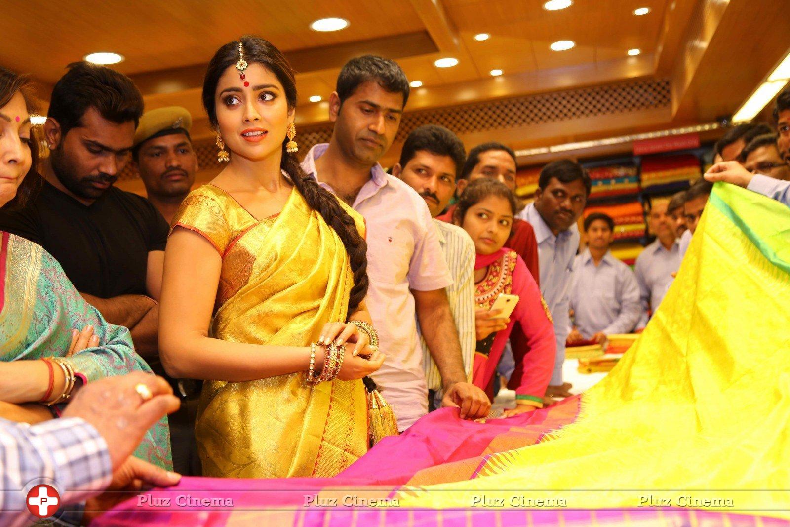 Shriya Launches VRK Silks Showroom Stills | Picture 1214555