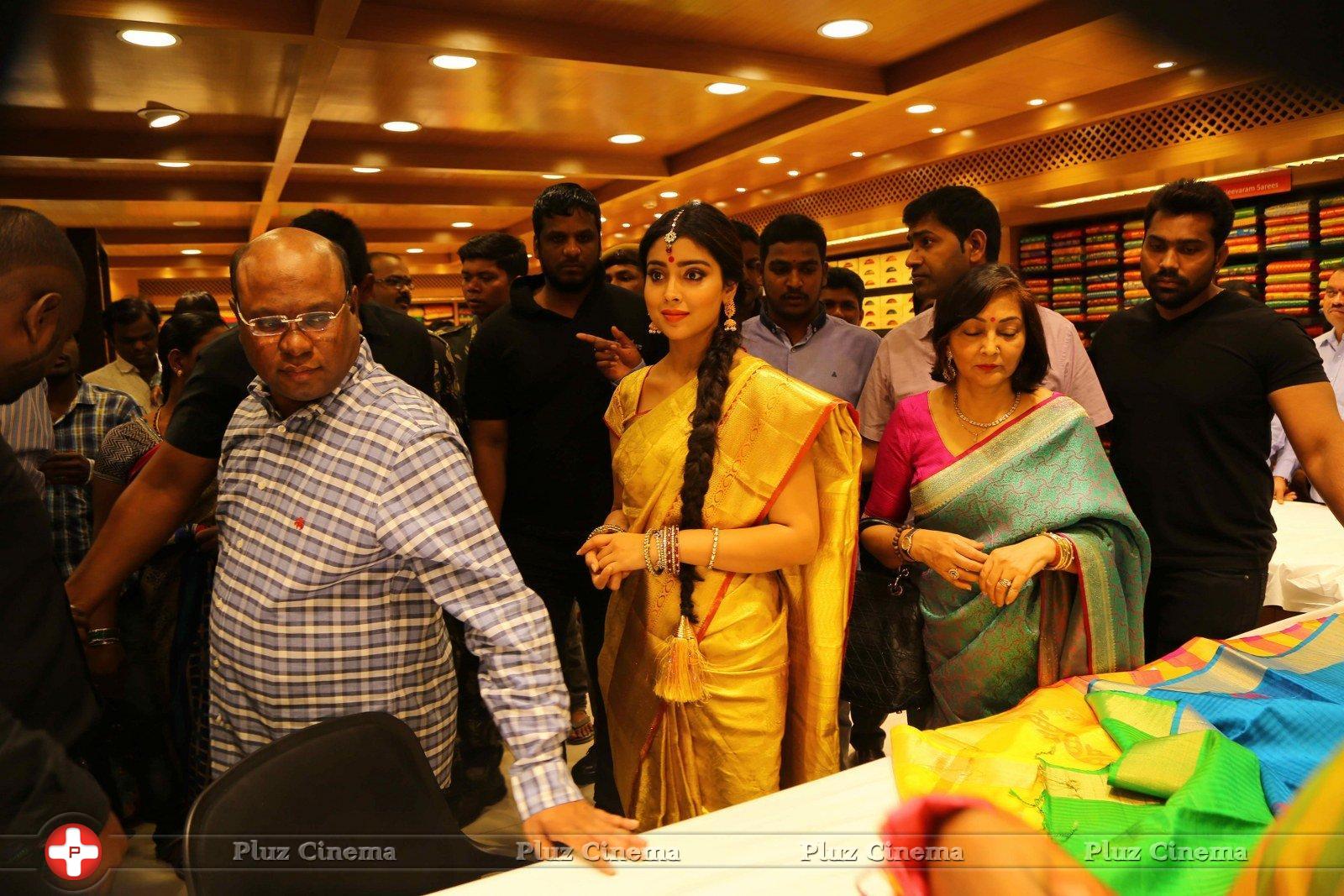 Shriya Launches VRK Silks Showroom Stills | Picture 1214557