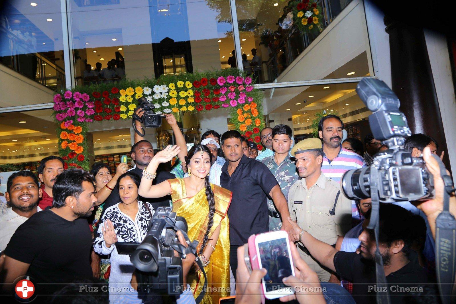 Shriya Launches VRK Silks Showroom Stills | Picture 1214576