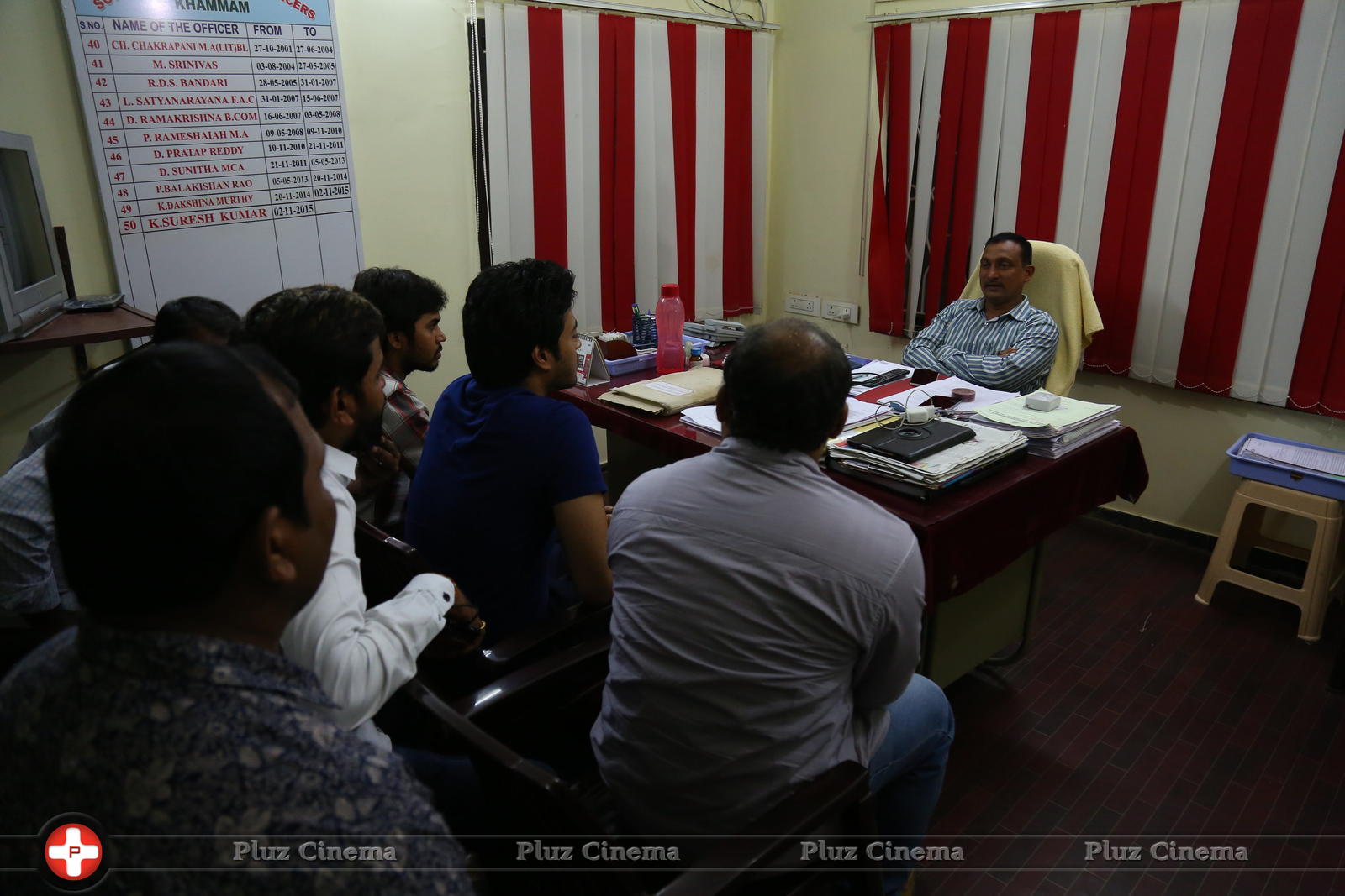 Rojulu Marayi Moovie Team Meets Khammam DSP Suresh | Picture 1349642