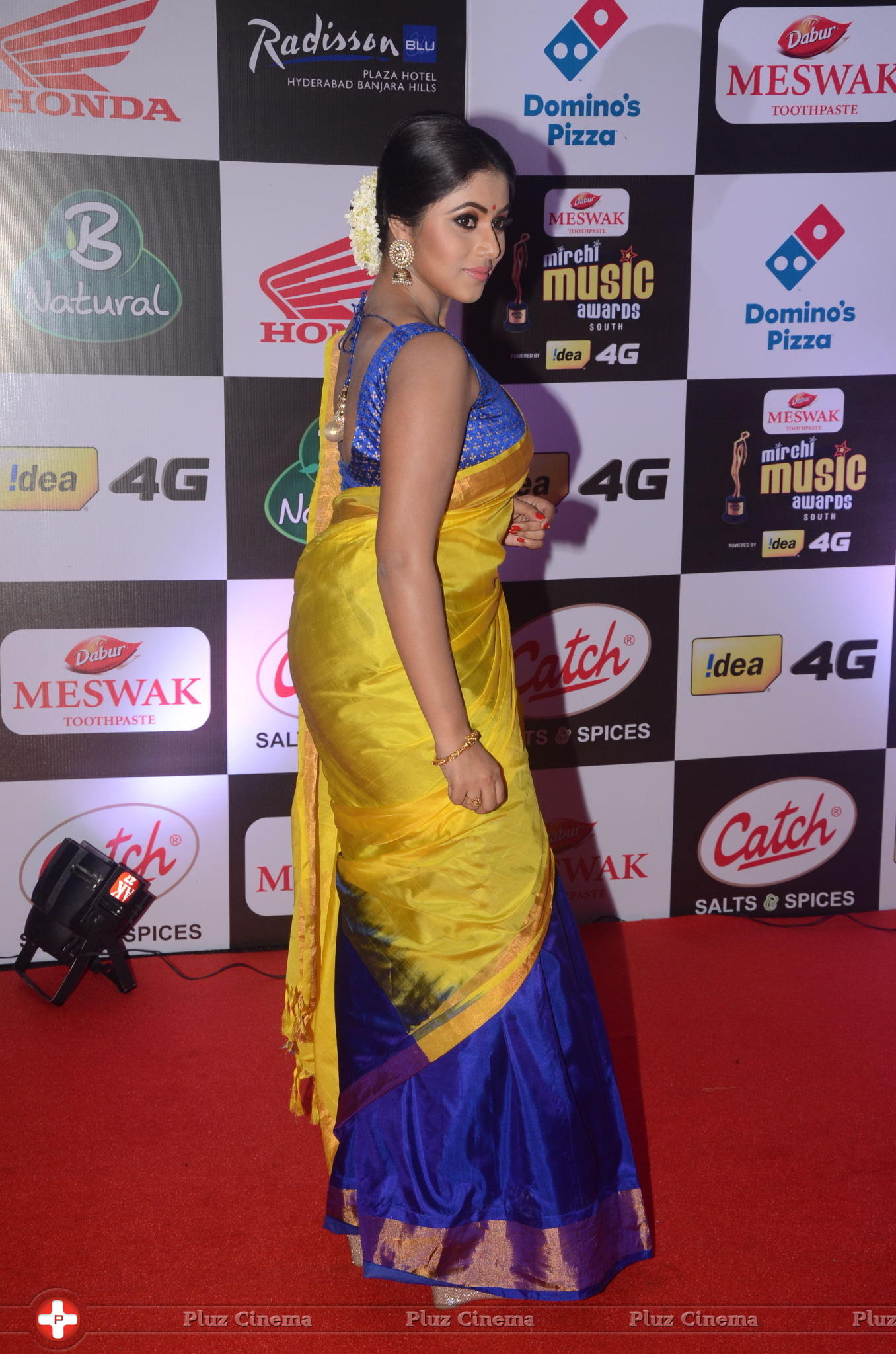Poorna - Mirchi Music Awards South 2016 Photos | Picture 1367003