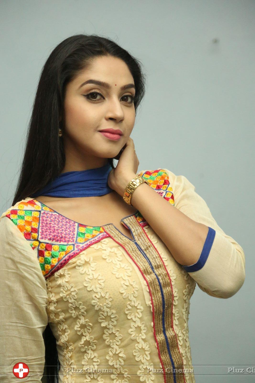 Angana Roy New Photos | Picture 1327057