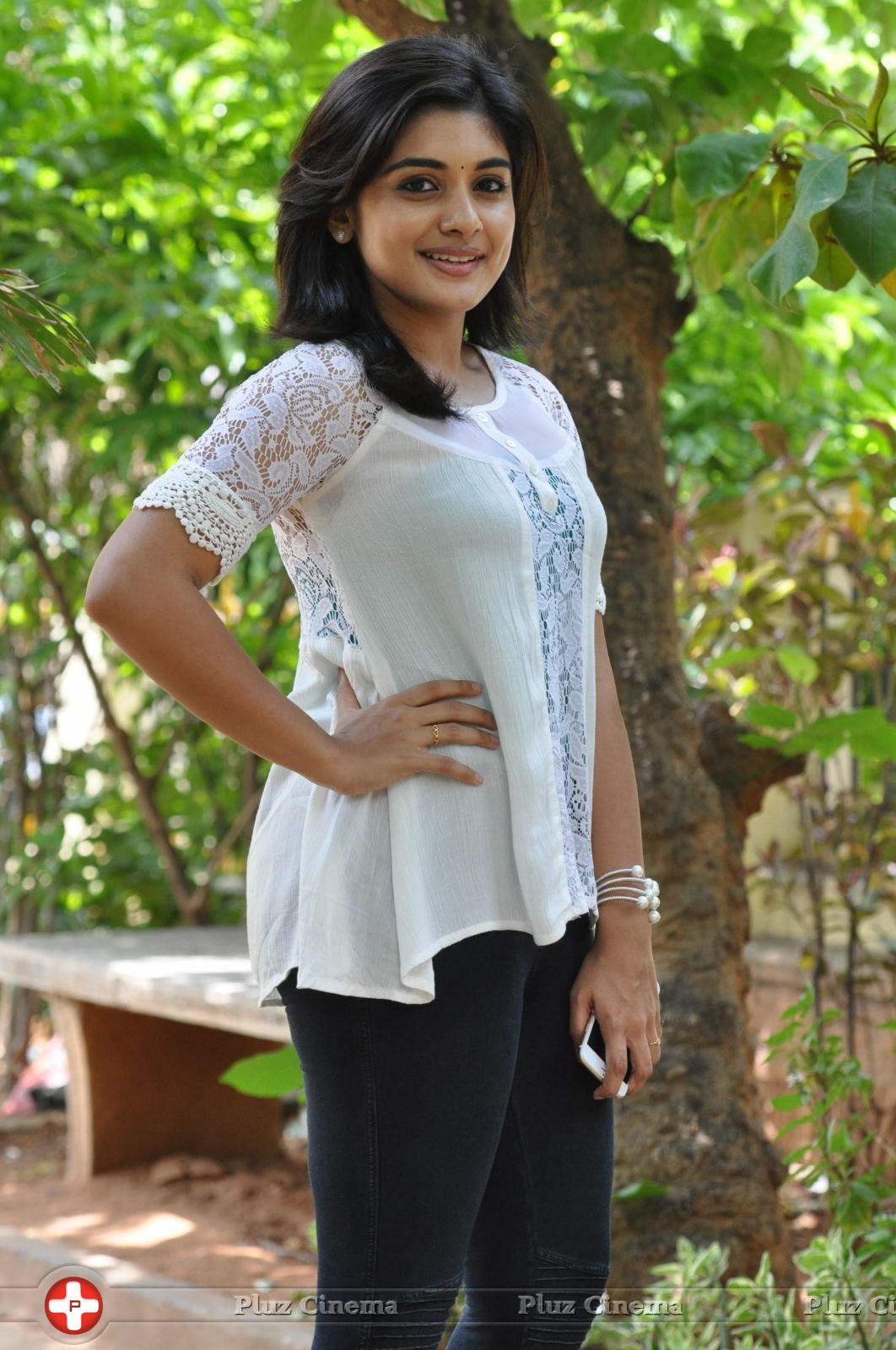 Niveda Thomas New Stils | Picture 1339125