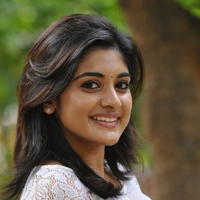 Niveda Thomas New Stils | Picture 1339149
