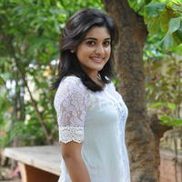 Niveda Thomas New Stils | Picture 1339150