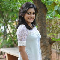 Niveda Thomas New Stils | Picture 1339151