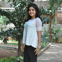 Niveda Thomas New Stils | Picture 1339201