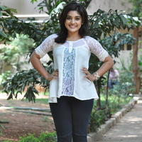 Niveda Thomas New Stils | Picture 1339212