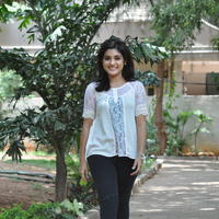 Niveda Thomas New Stils | Picture 1339218