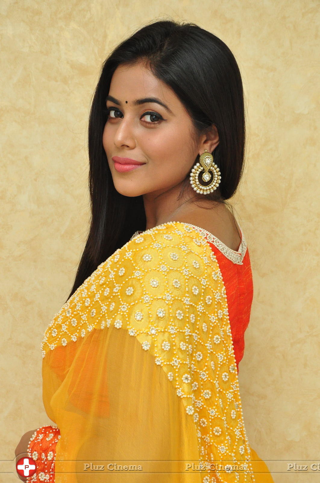 Poorna - Poorna Launches Naturals Beauty Salon Photos | Picture 1258830
