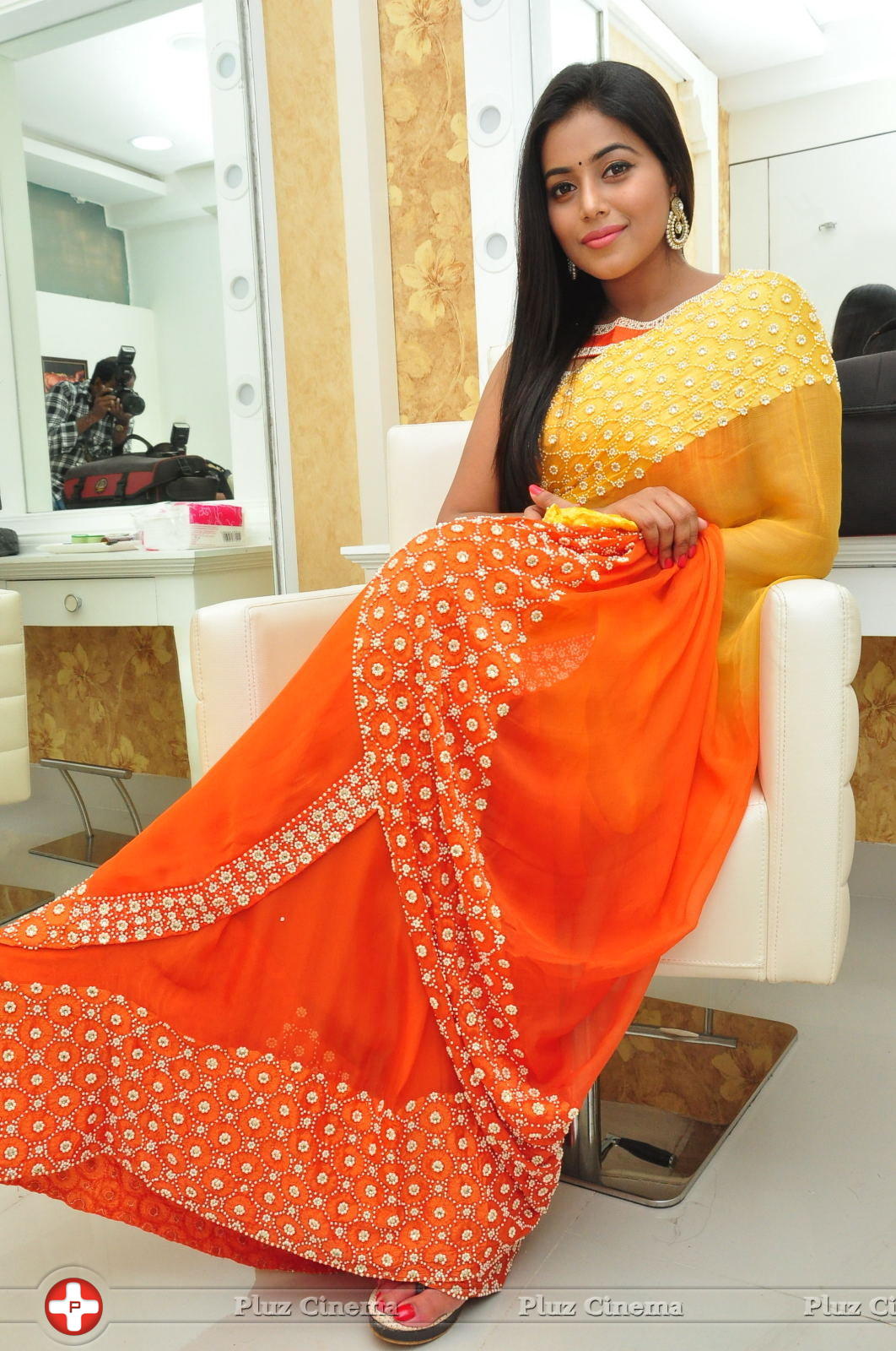 Poorna - Poorna Launches Naturals Beauty Salon Photos | Picture 1258849
