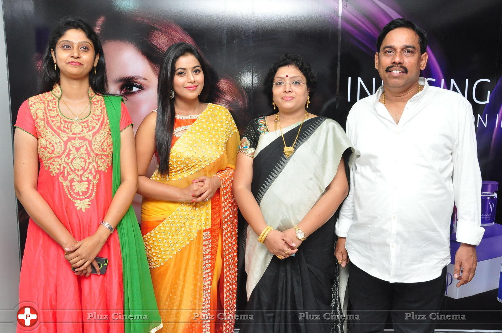 Poorna Launches Naturals Beauty Salon Photos | Picture 1258934