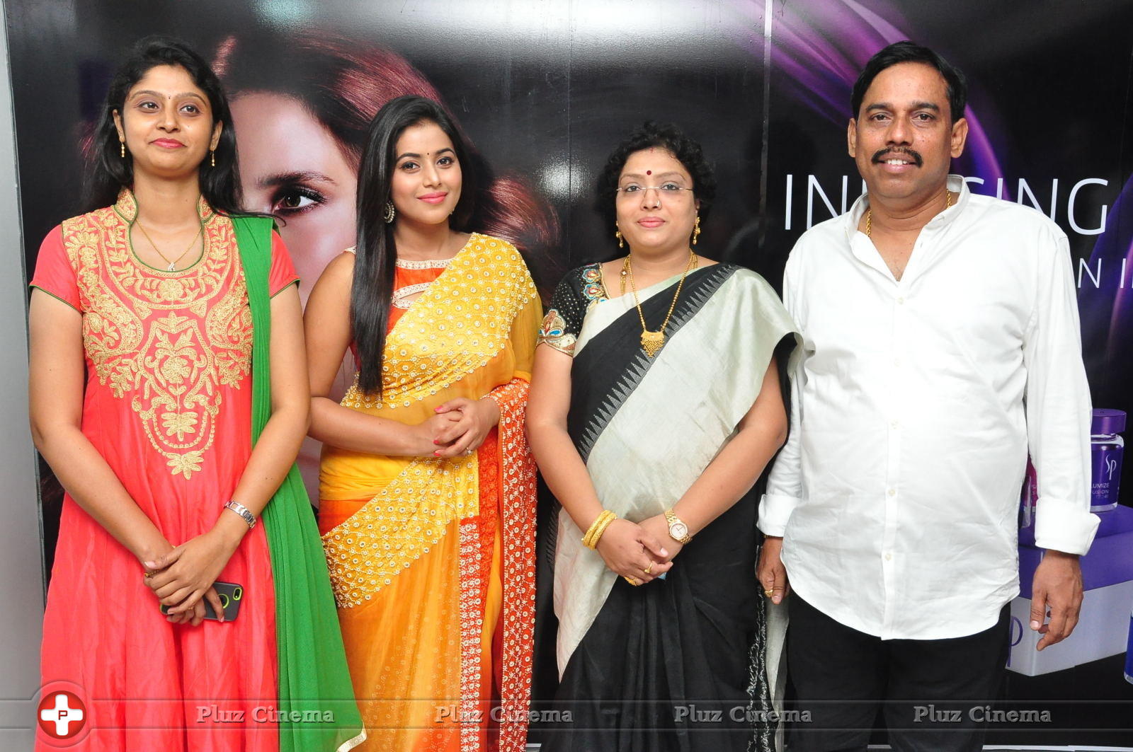 Poorna Launches Naturals Beauty Salon Photos | Picture 1258935