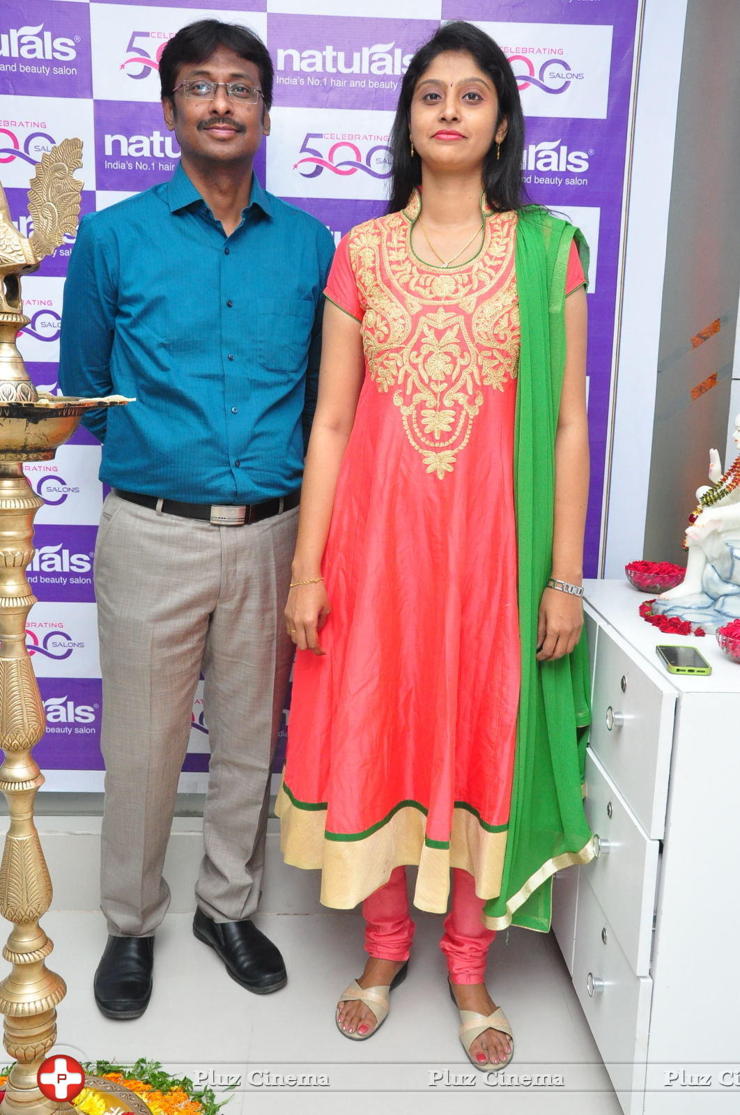 Poorna Launches Naturals Beauty Salon Photos | Picture 1259000