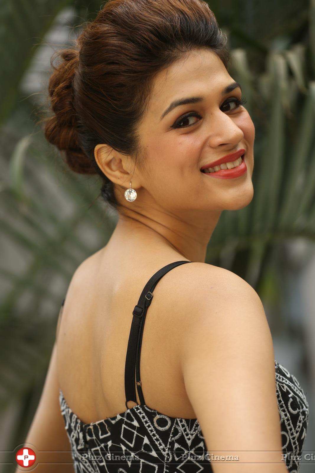 Shraddha Das New Gallery | Picture 1257372