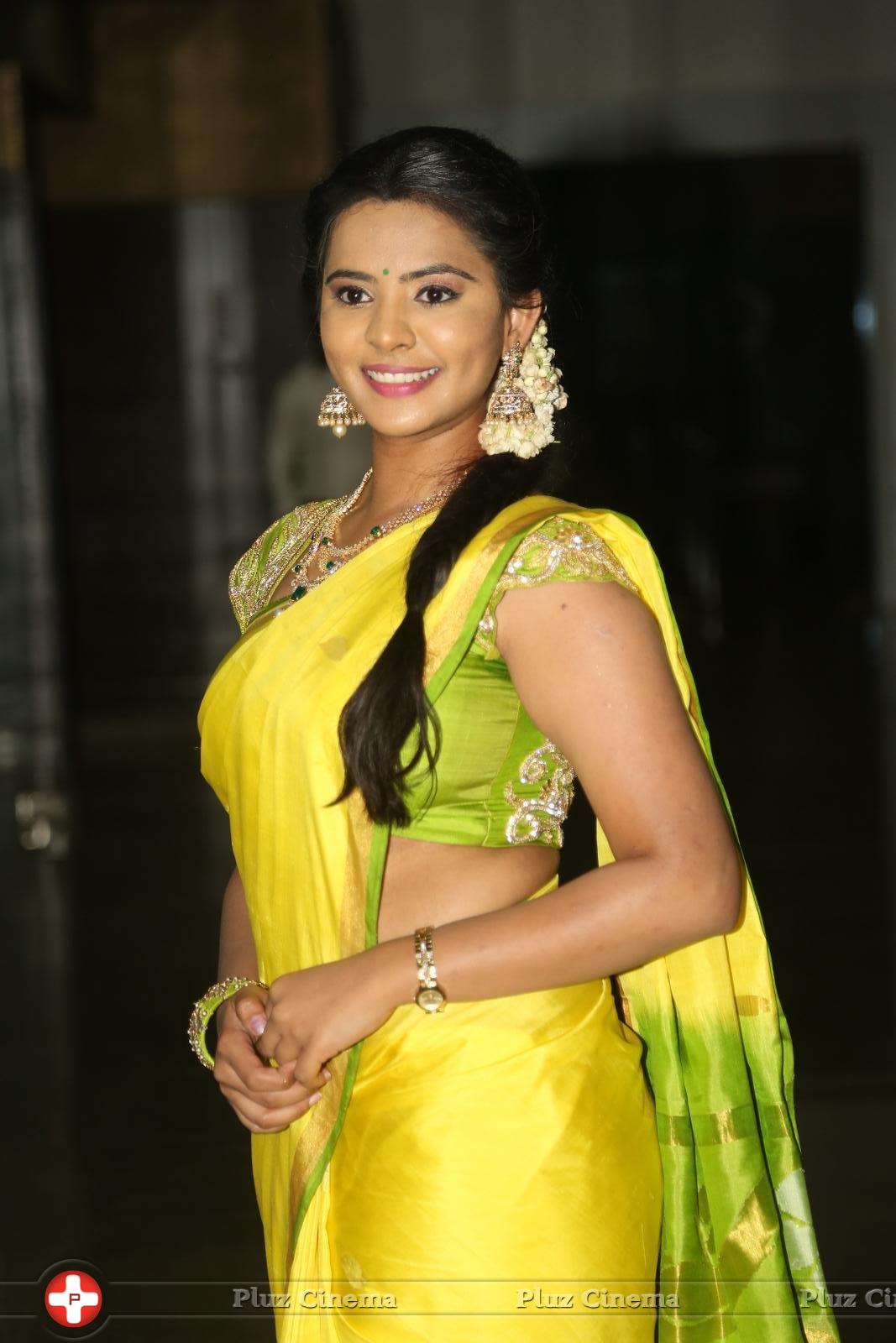 Manasa at Savithri Movie Audio Launch Photos | Picture 1260009