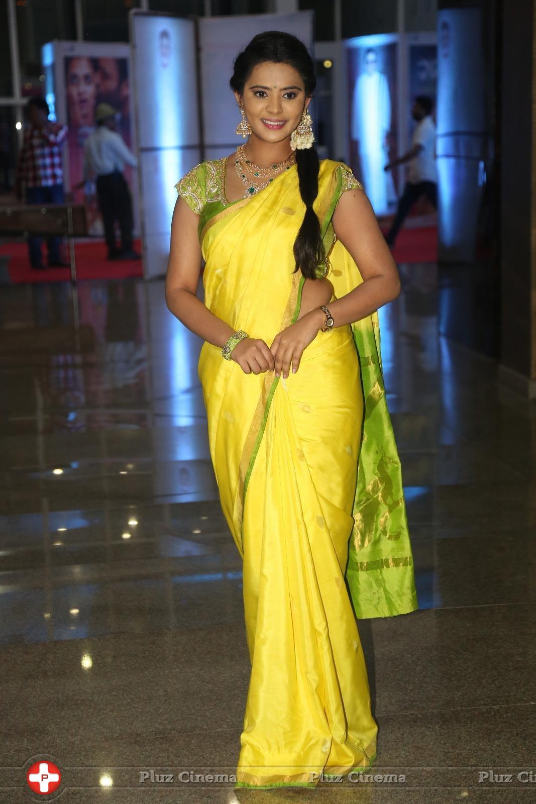 Manasa at Savithri Movie Audio Launch Photos | Picture 1260023