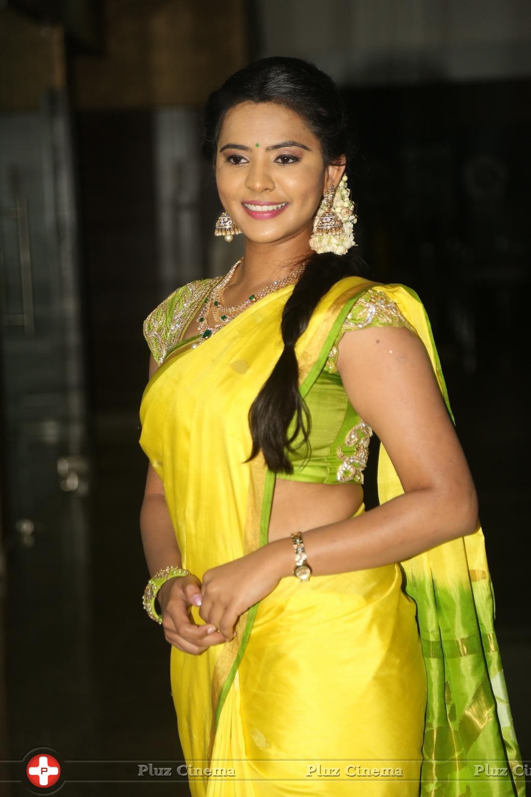 Manasa at Savithri Movie Audio Launch Photos | Picture 1260032