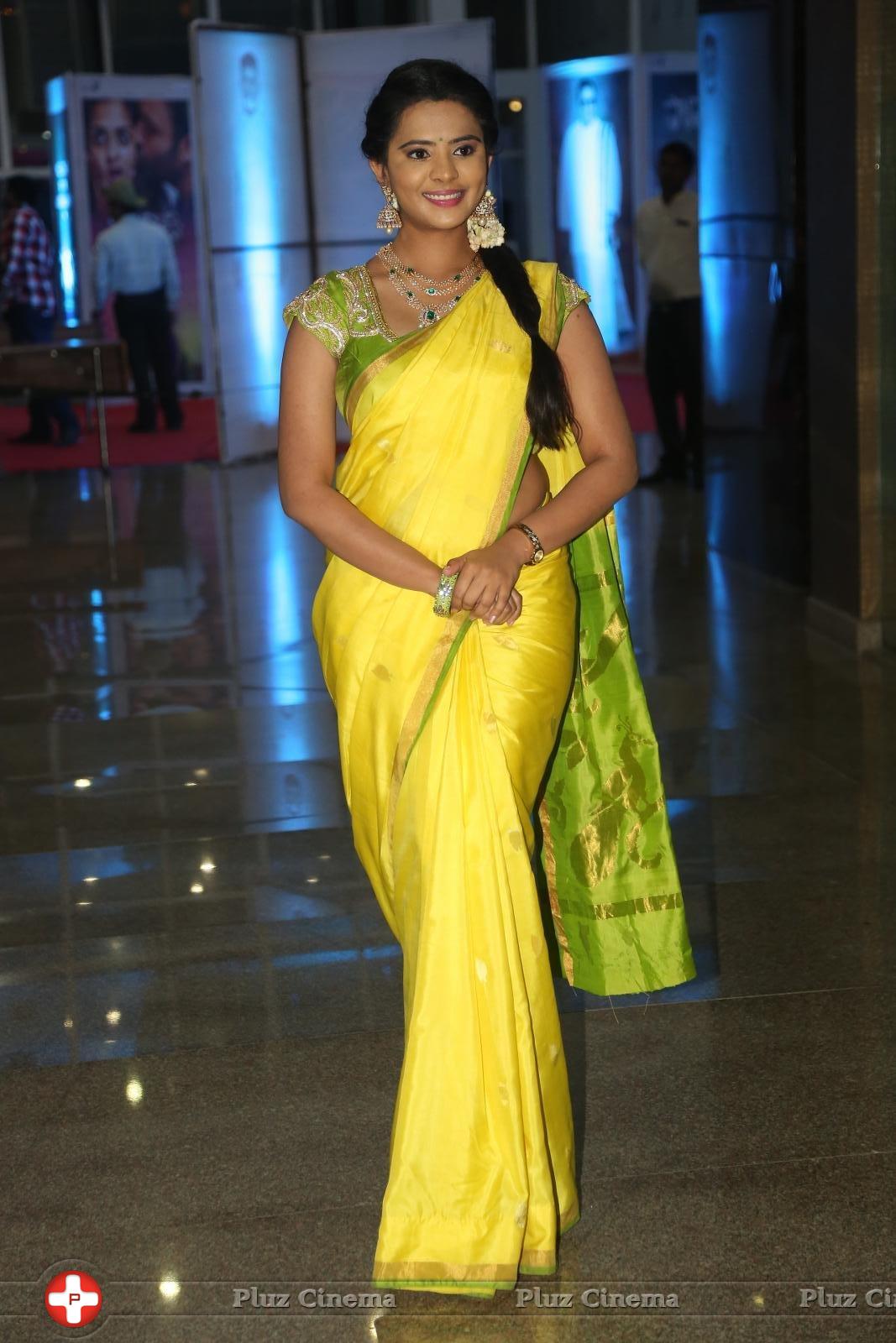 Manasa at Savithri Movie Audio Launch Photos | Picture 1260035