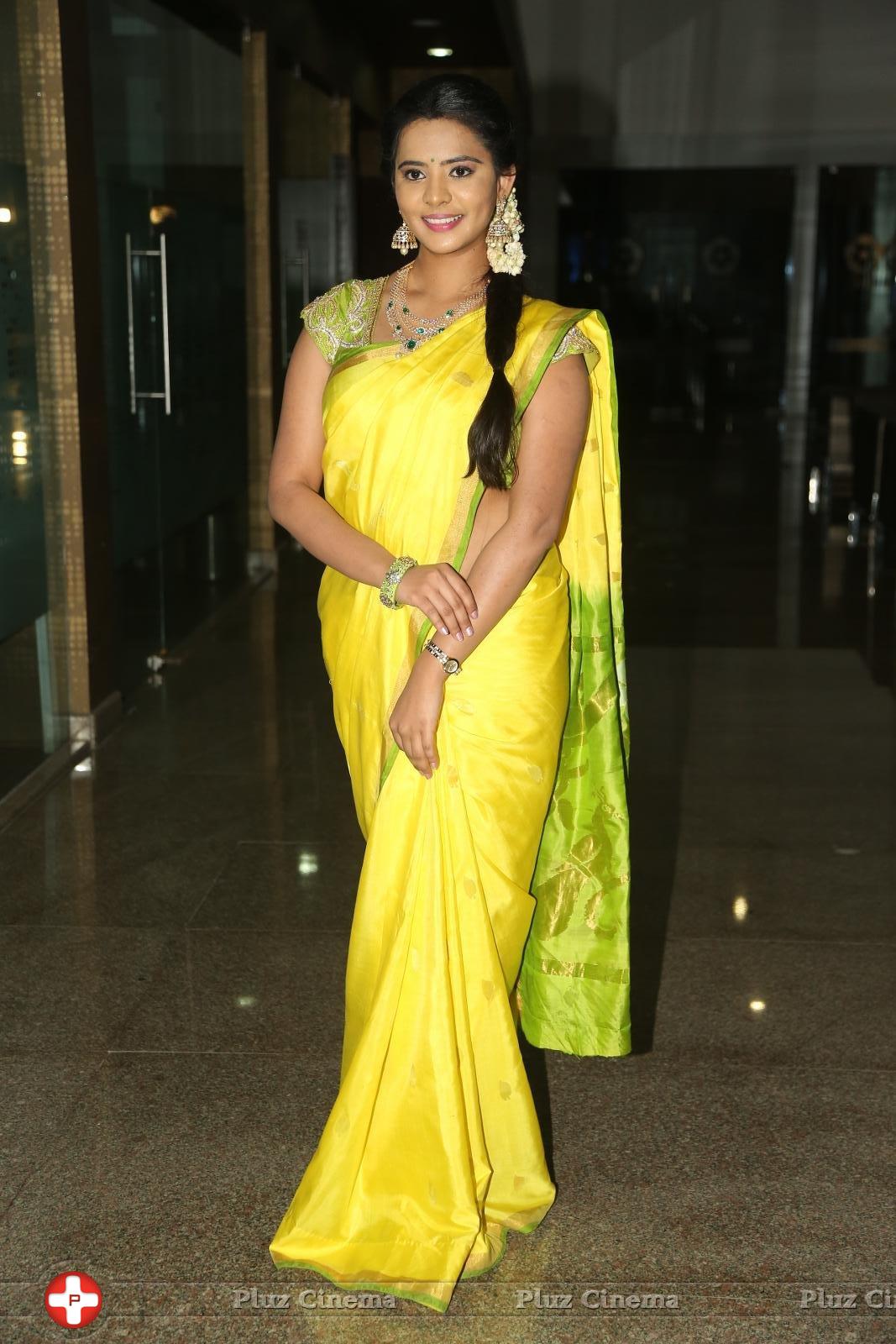 Manasa at Savithri Movie Audio Launch Photos | Picture 1260048