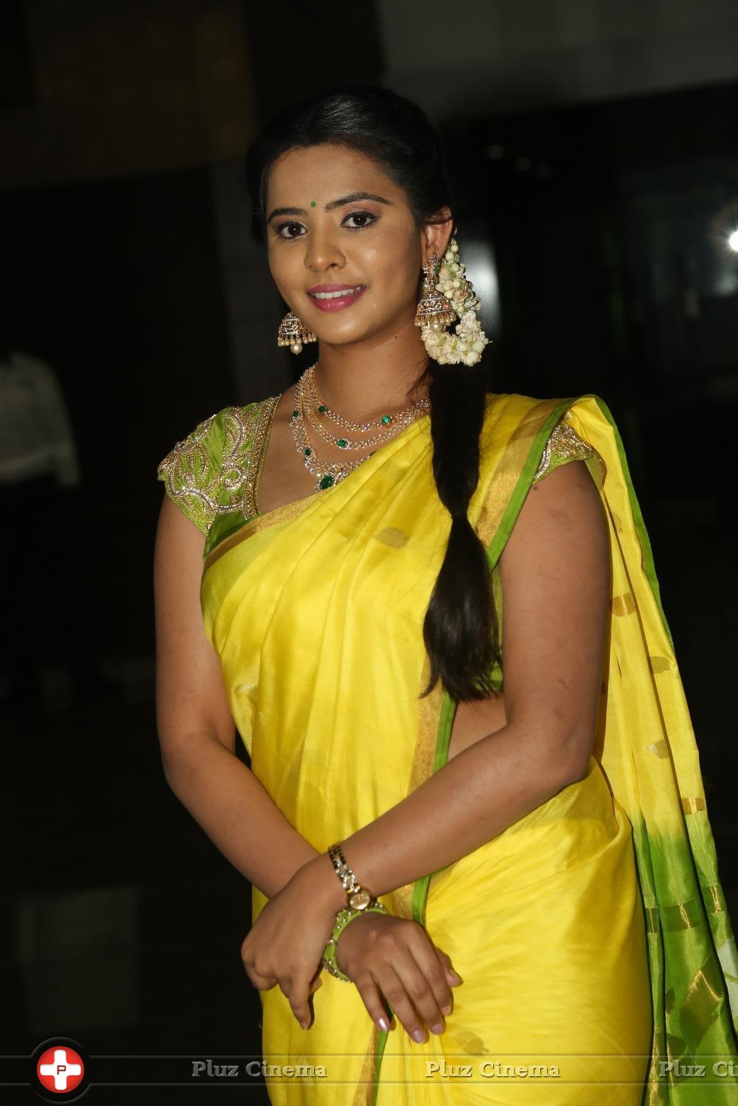 Manasa at Savithri Movie Audio Launch Photos | Picture 1260065