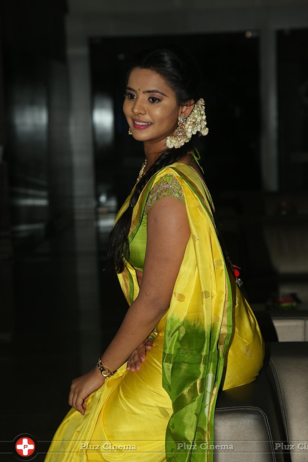 Manasa at Savithri Movie Audio Launch Photos | Picture 1260075