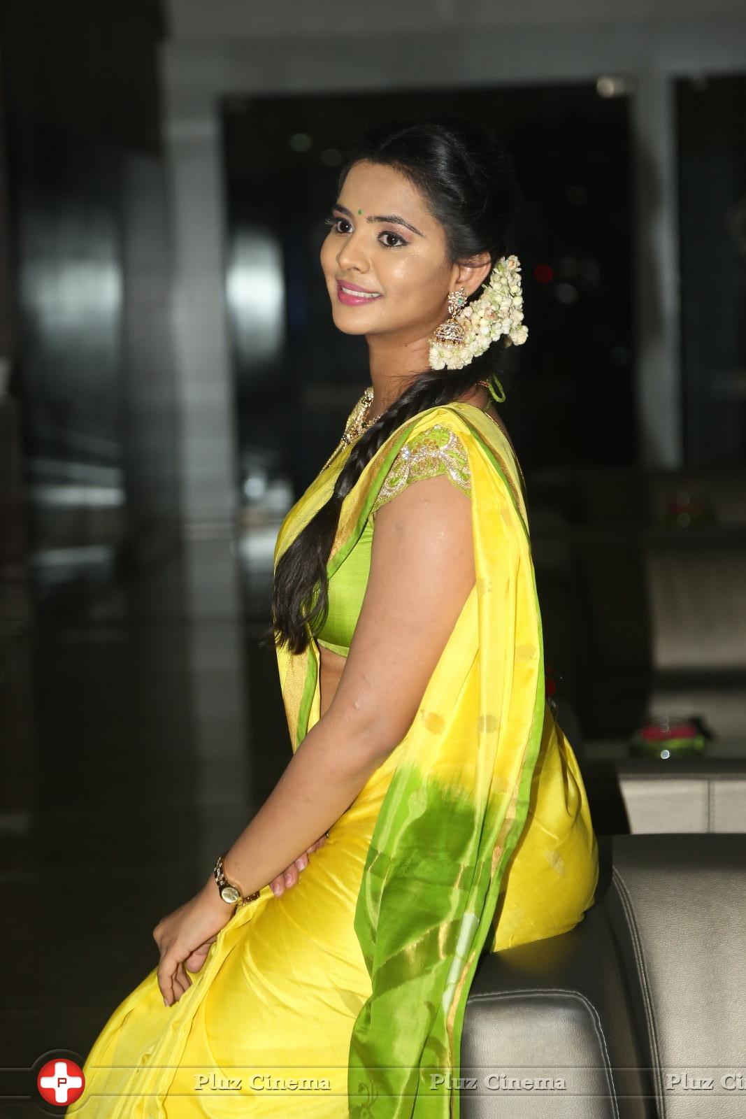 Manasa at Savithri Movie Audio Launch Photos | Picture 1260080