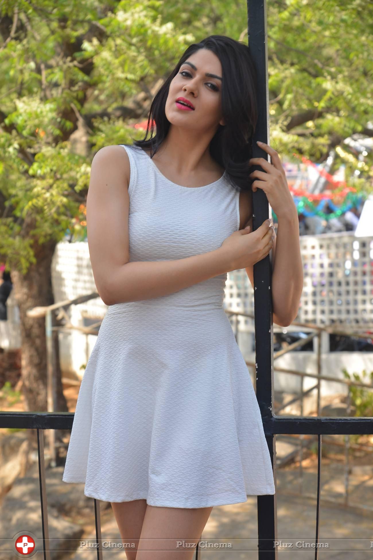 Sakshi Choudhary at Lord Shiva Creations Productions No 1 Movie Launch Photos | Picture 1270556