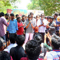 Run Movie Team at Vignan College in Guntur Photos | Picture 1273593