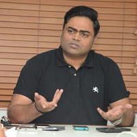 Director Vamsi Paidipally Interview Stills | Picture 1275136