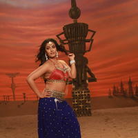 Varalaxmi Sarathkumar - Madha Gaja Raja Movie Stills