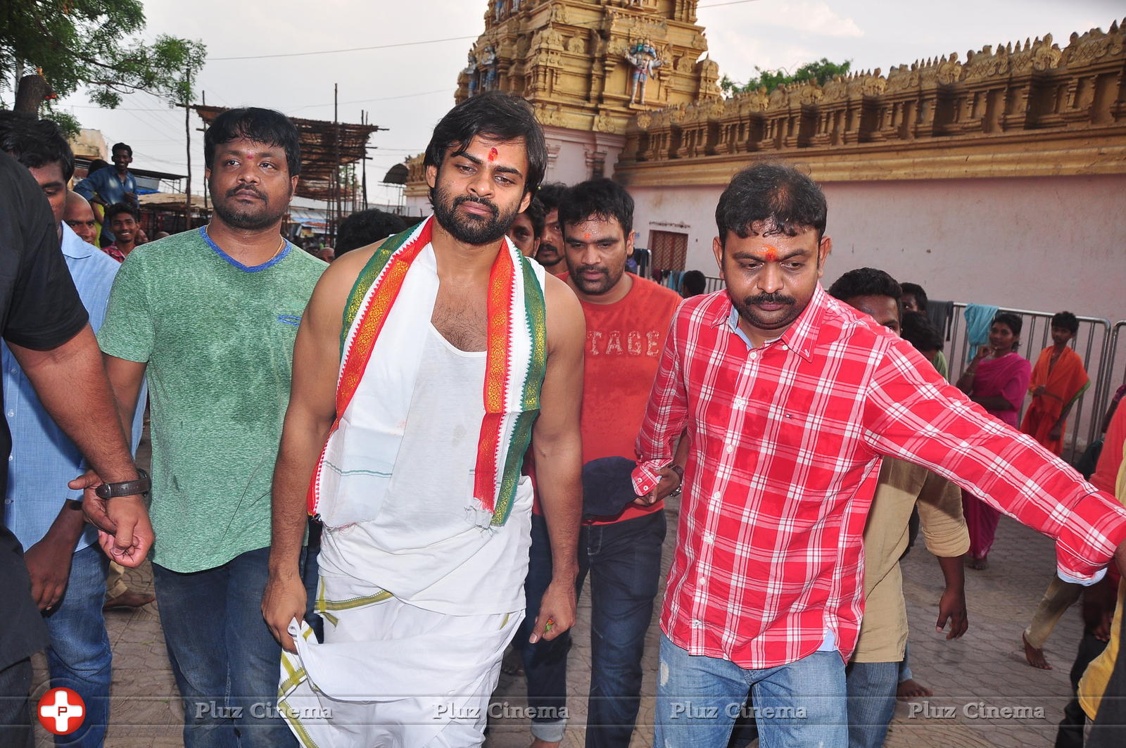 Supreme Movie Team at Kondagattu Anjaneya Swamy Temple Photos | Picture 1307305