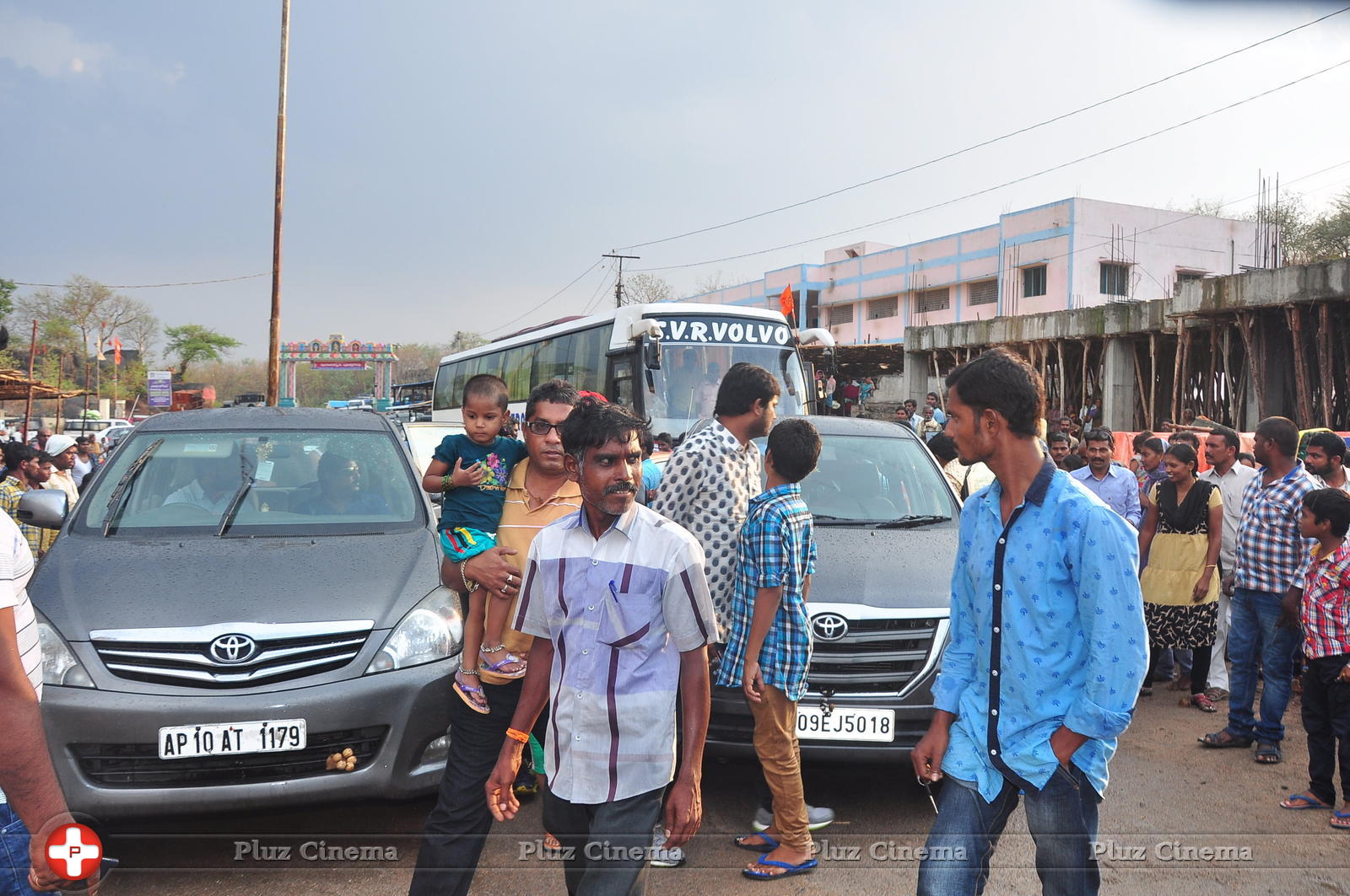 Supreme Movie Team at Kondagattu Anjaneya Swamy Temple Photos | Picture 1307319