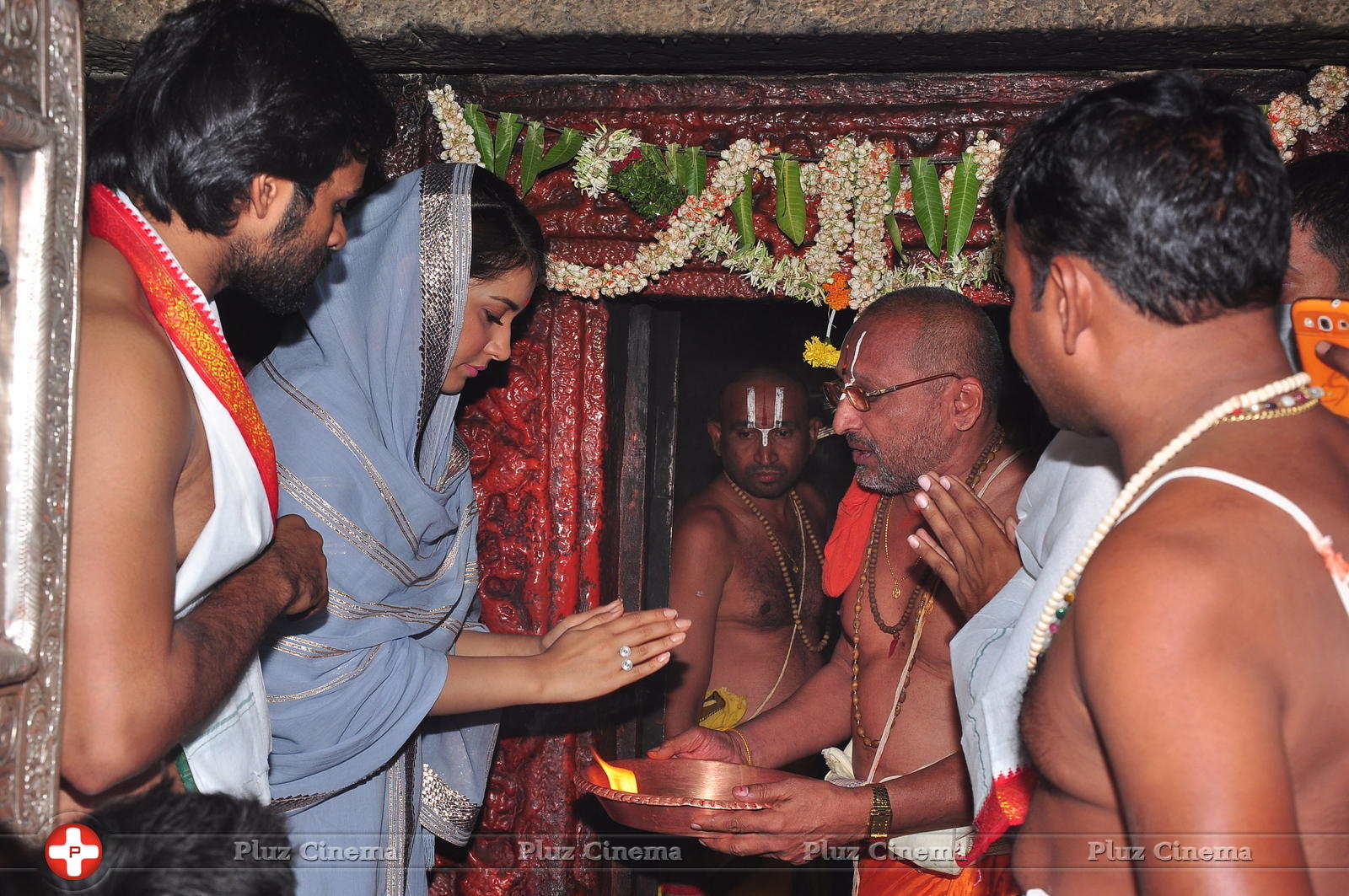 Supreme Movie Team at Kondagattu Anjaneya Swamy Temple Photos | Picture 1307471