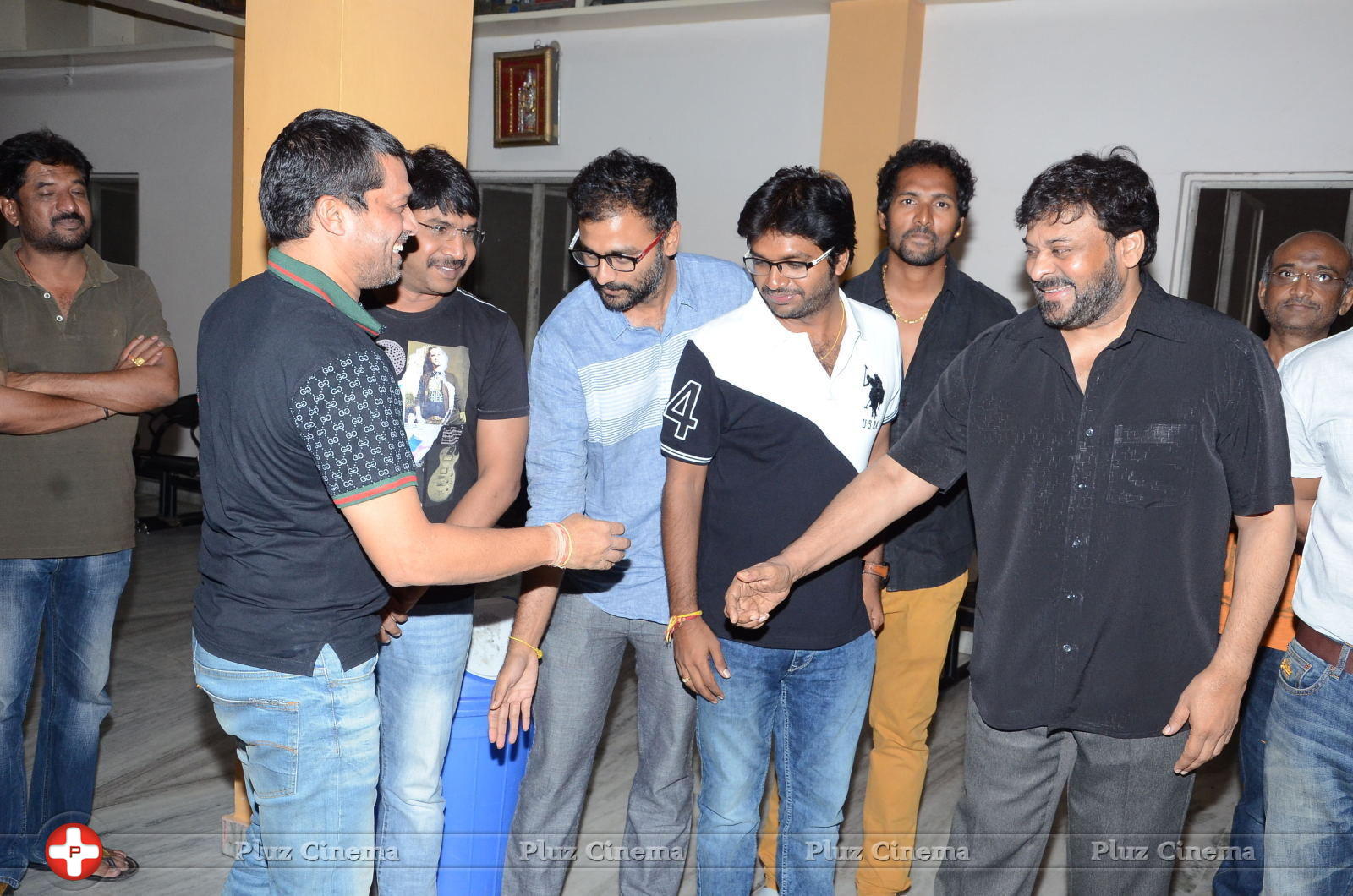 Chiranjeevi Watches Supreme Movie Stills | Picture 1308954