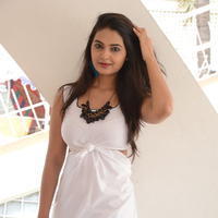 Neha Deshpande New Photos | Picture 1324512